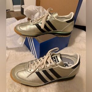 Adidas Women’s Metallic Silver and Black Sneakers - worn once!